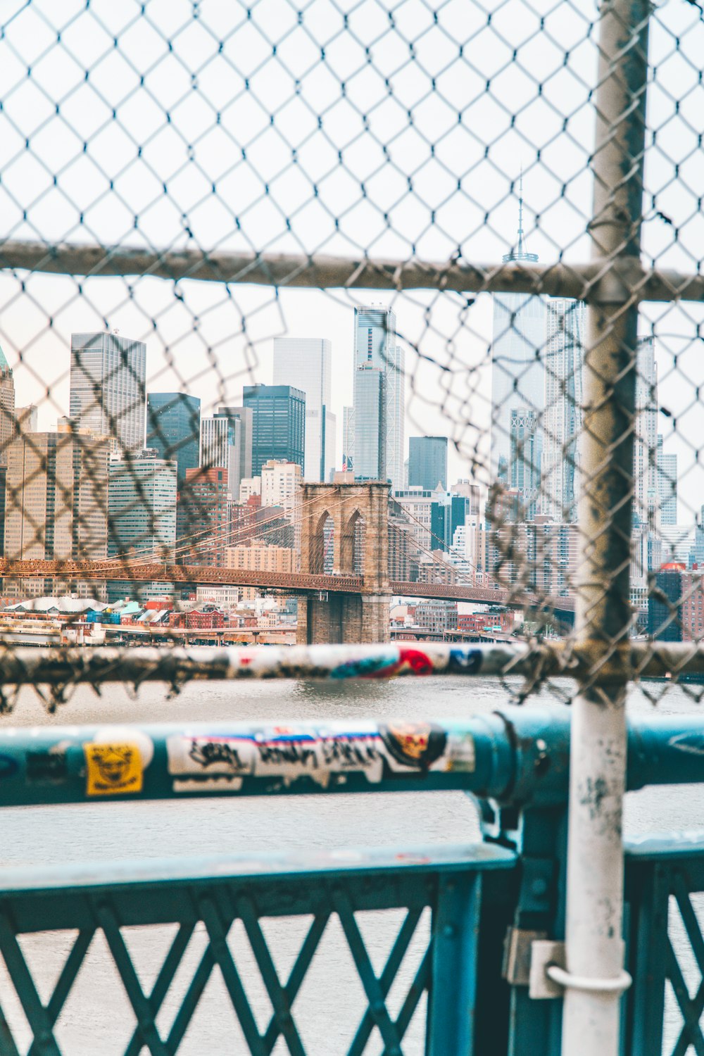 Ponte di Brooklyn durante il giorno