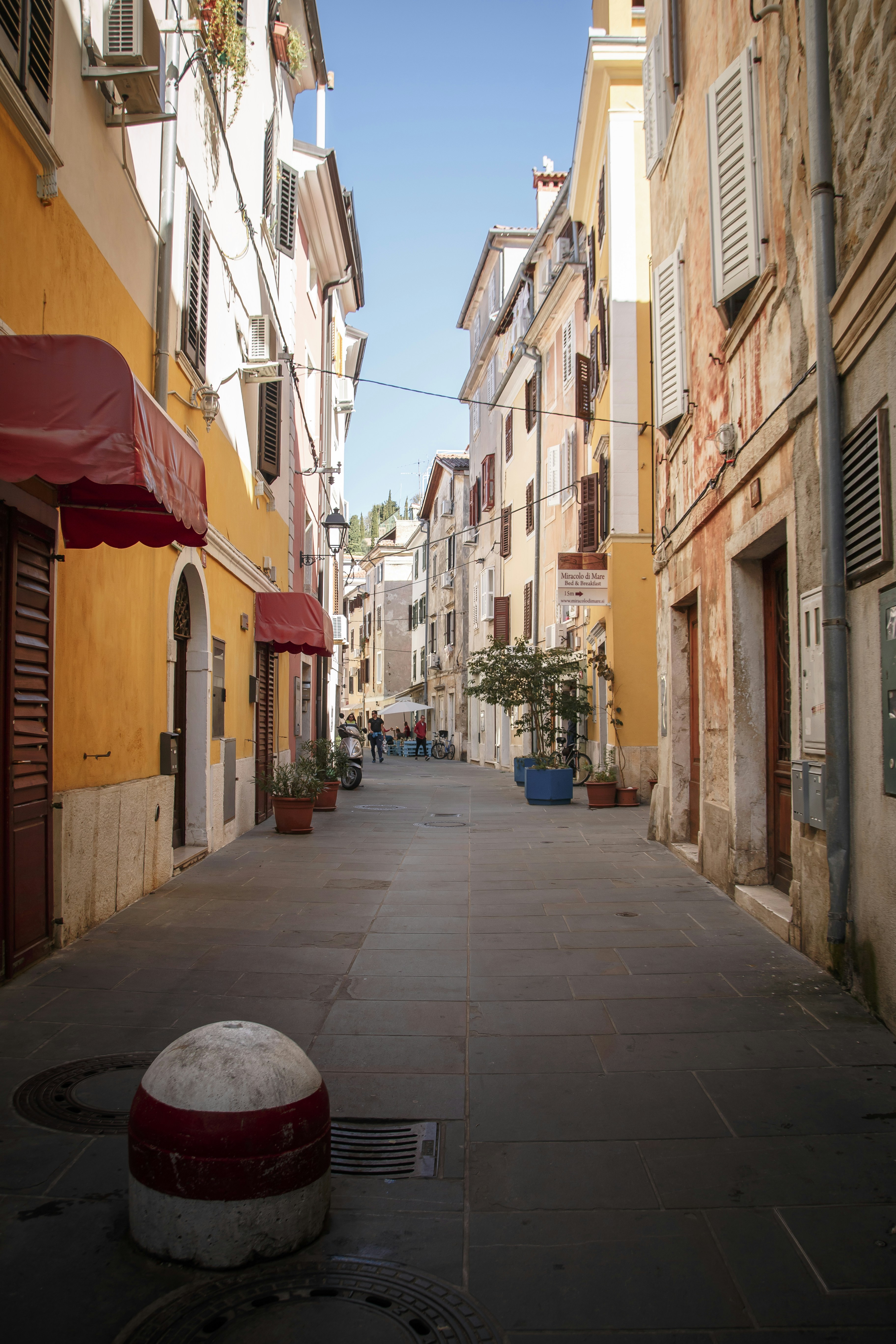 삼국지 뒷골목 코미디: 폭소만발, 영웅호걸 흑역사 대방출!