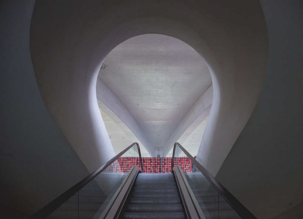 escalator near wall