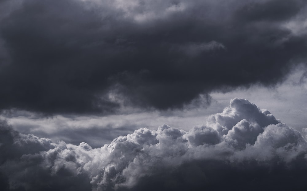450 Rain Cloud Pictures Download Free Images On Unsplash