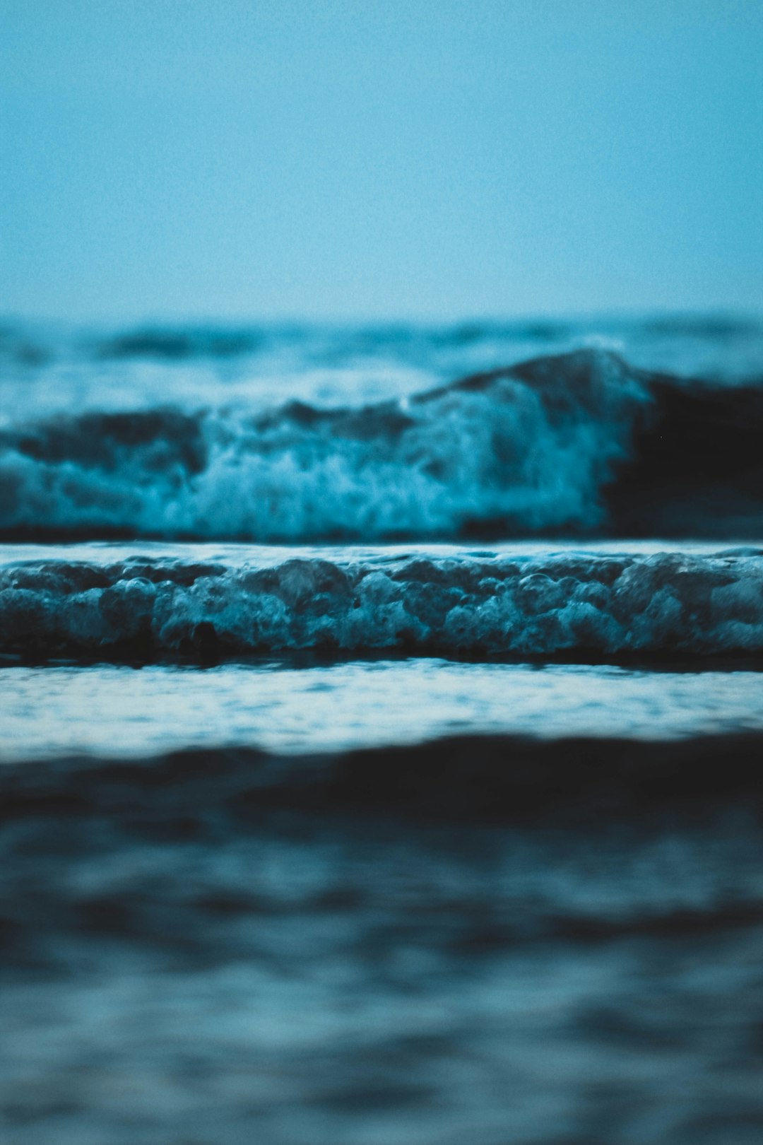 closeup photo of sea wave