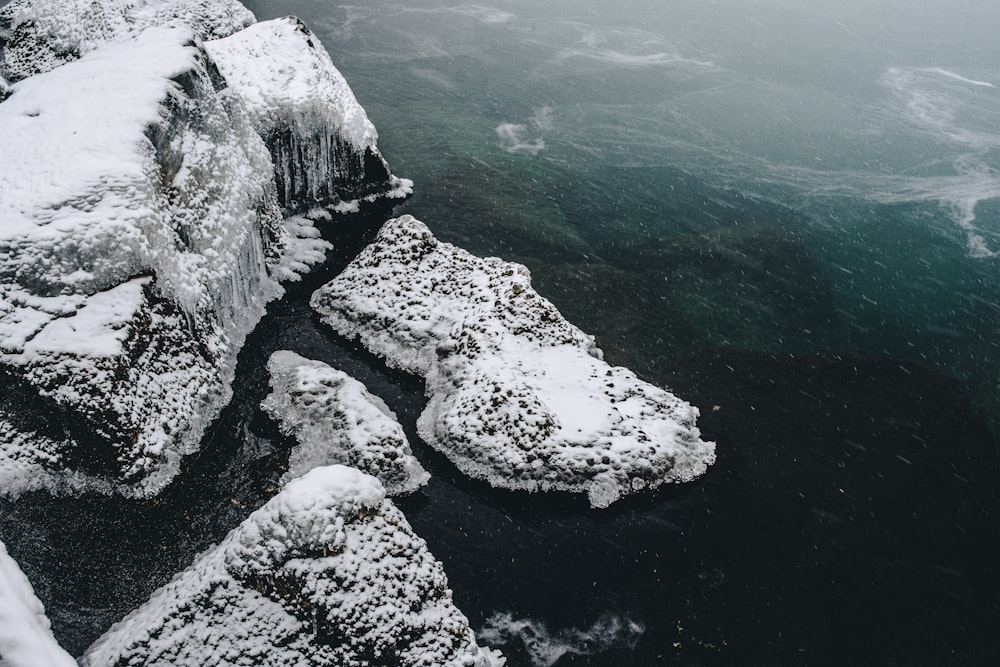 bird's-eye view photography of mountain