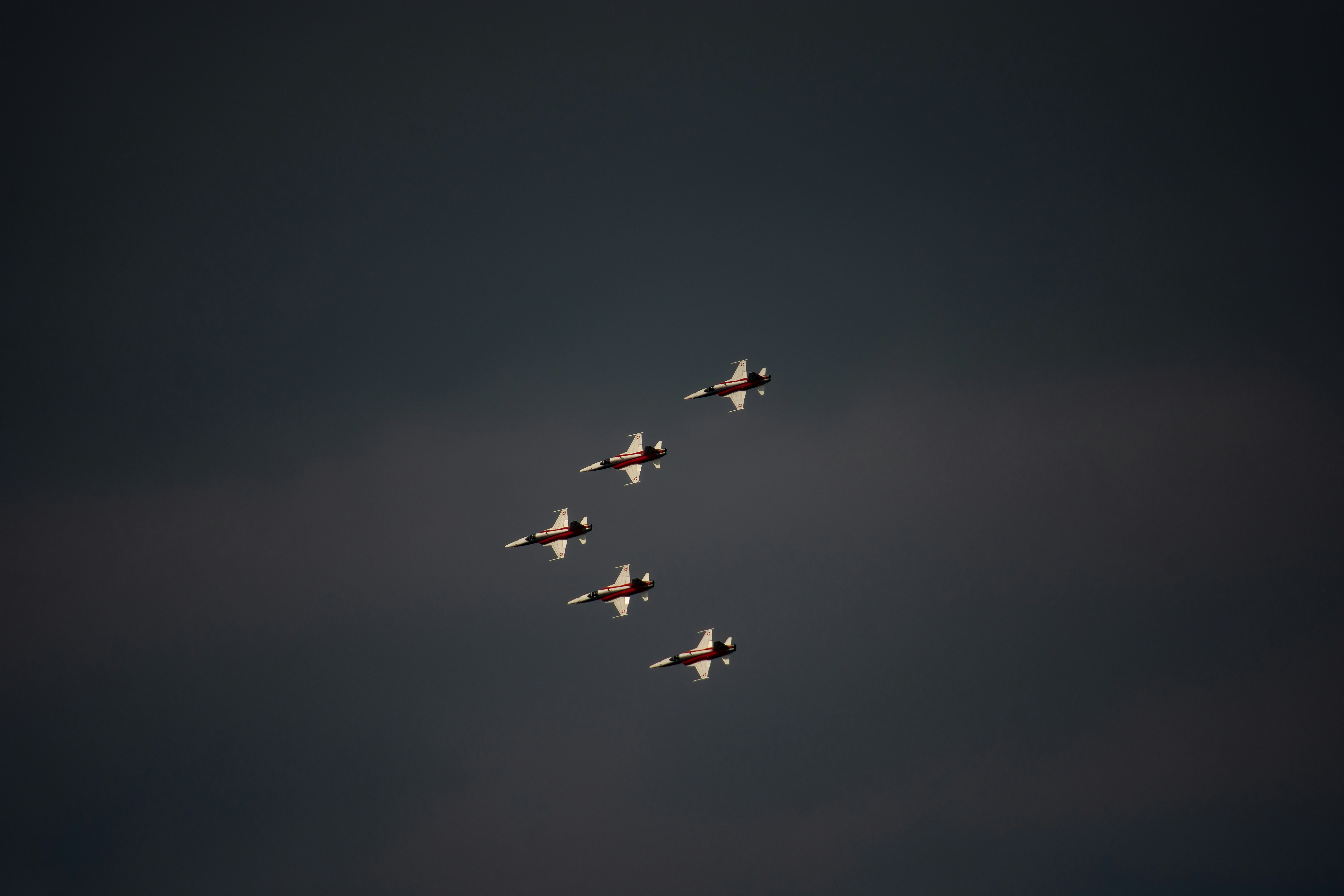 Airshow for Arboner Classics. We see here the Swiss Patrouille in a Formation