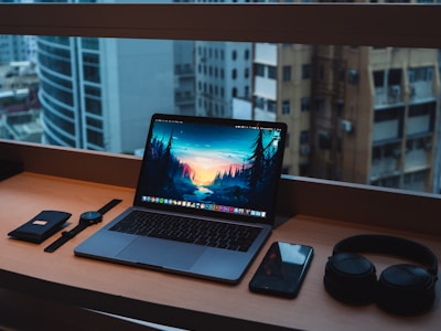 Aluratek Combo Wireless Car Adapter