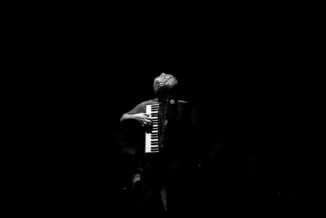 Photo de accordéon par Simone Impei