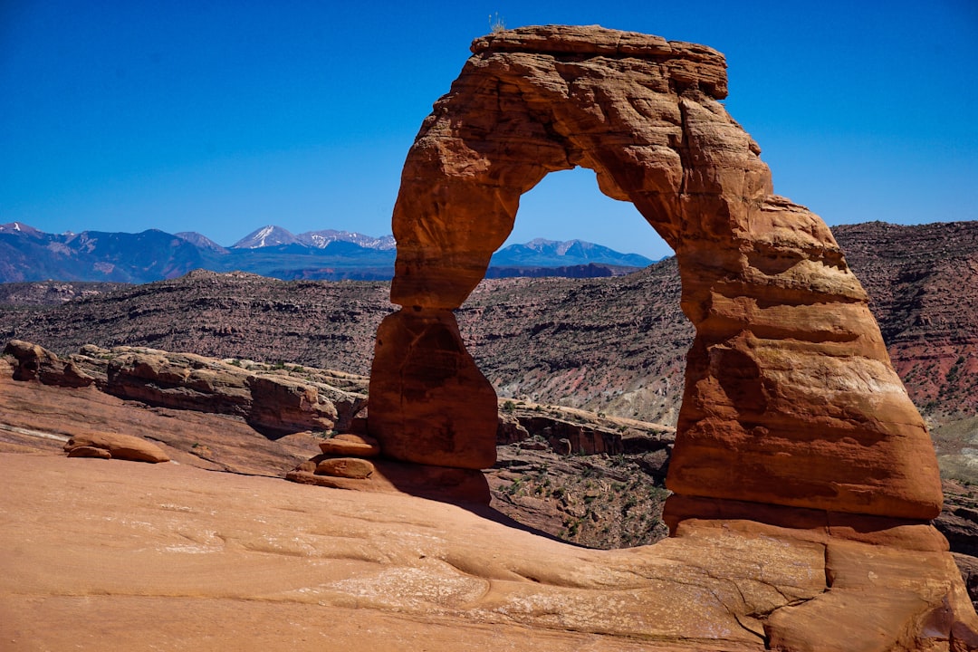 travelers stories about Natural arch in Delicate Arch Trail, United States