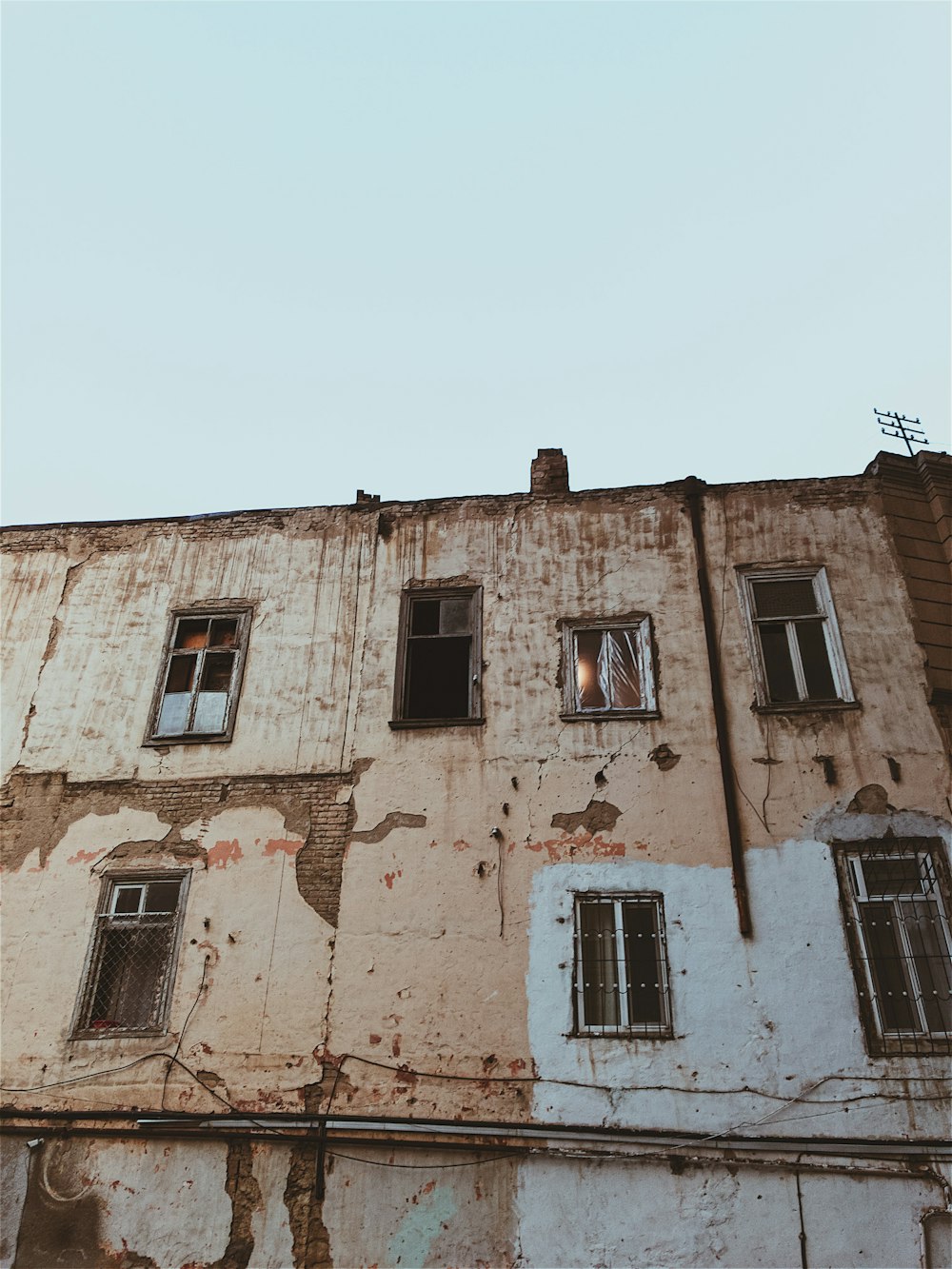 bottom view of beige concrete building