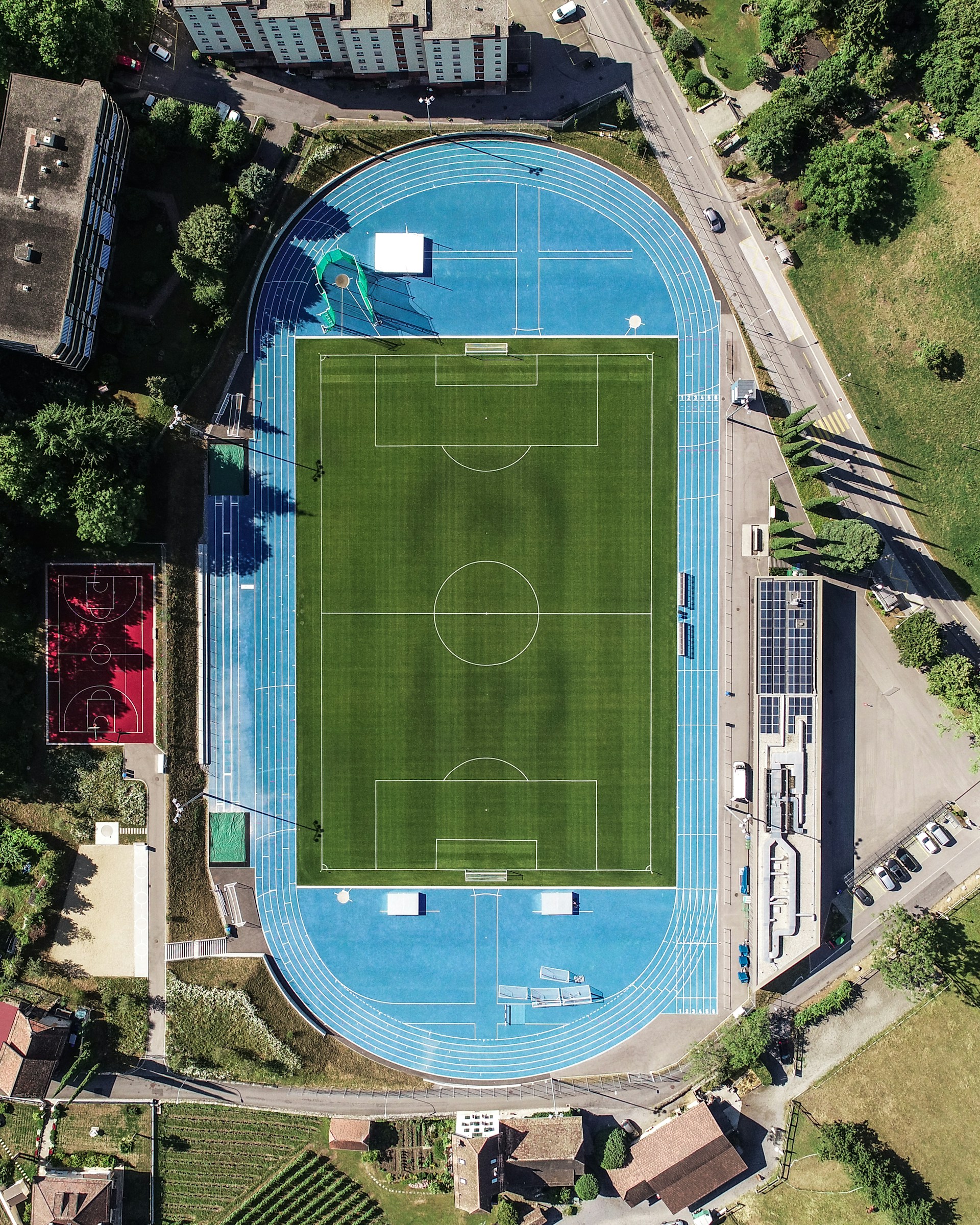 aerial photography of American football stadium at daytime