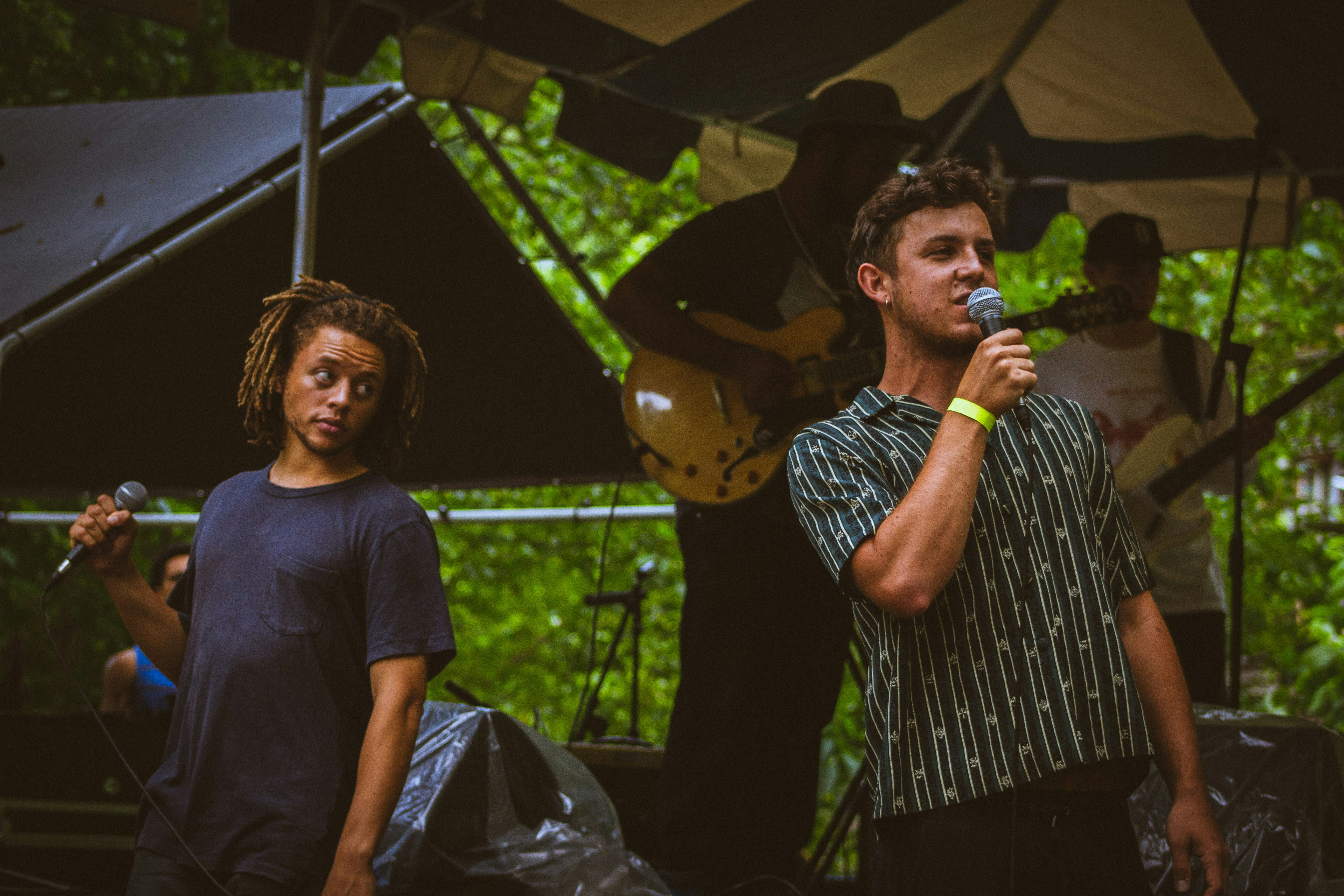 AUSSTELLUNG DER GALERIA AUTONOMICA + AFTERSHOWPARTY