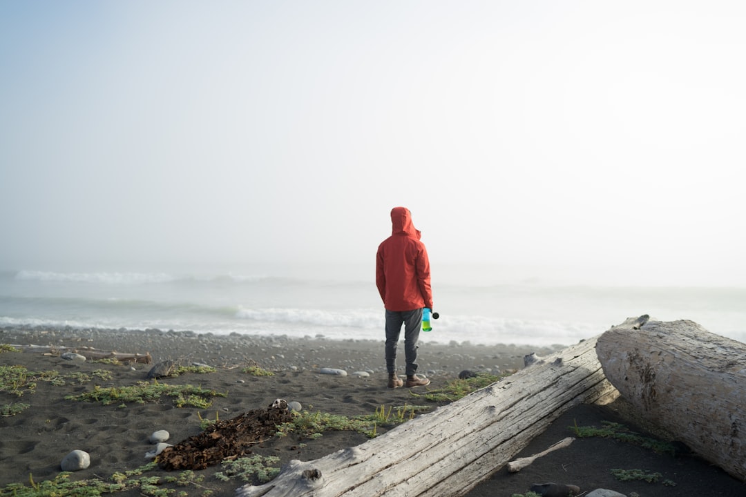 travelers stories about Shore in Lost Coast, United States