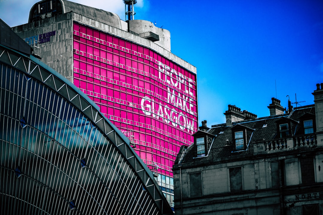 travelers stories about Landmark in Queen Street Station, United Kingdom