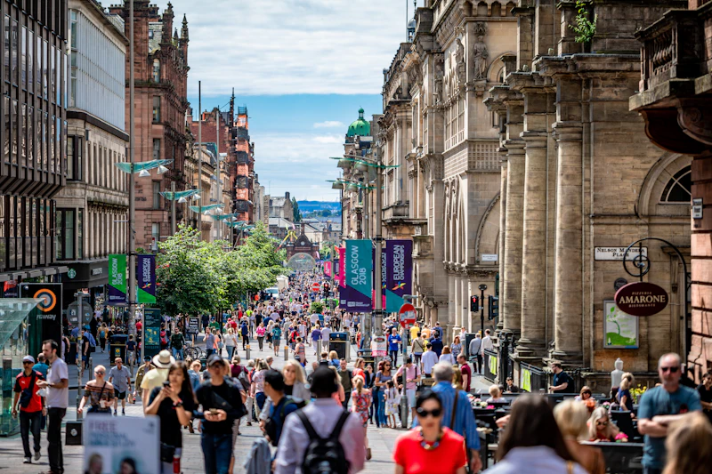 People walking in Glasgow city centre