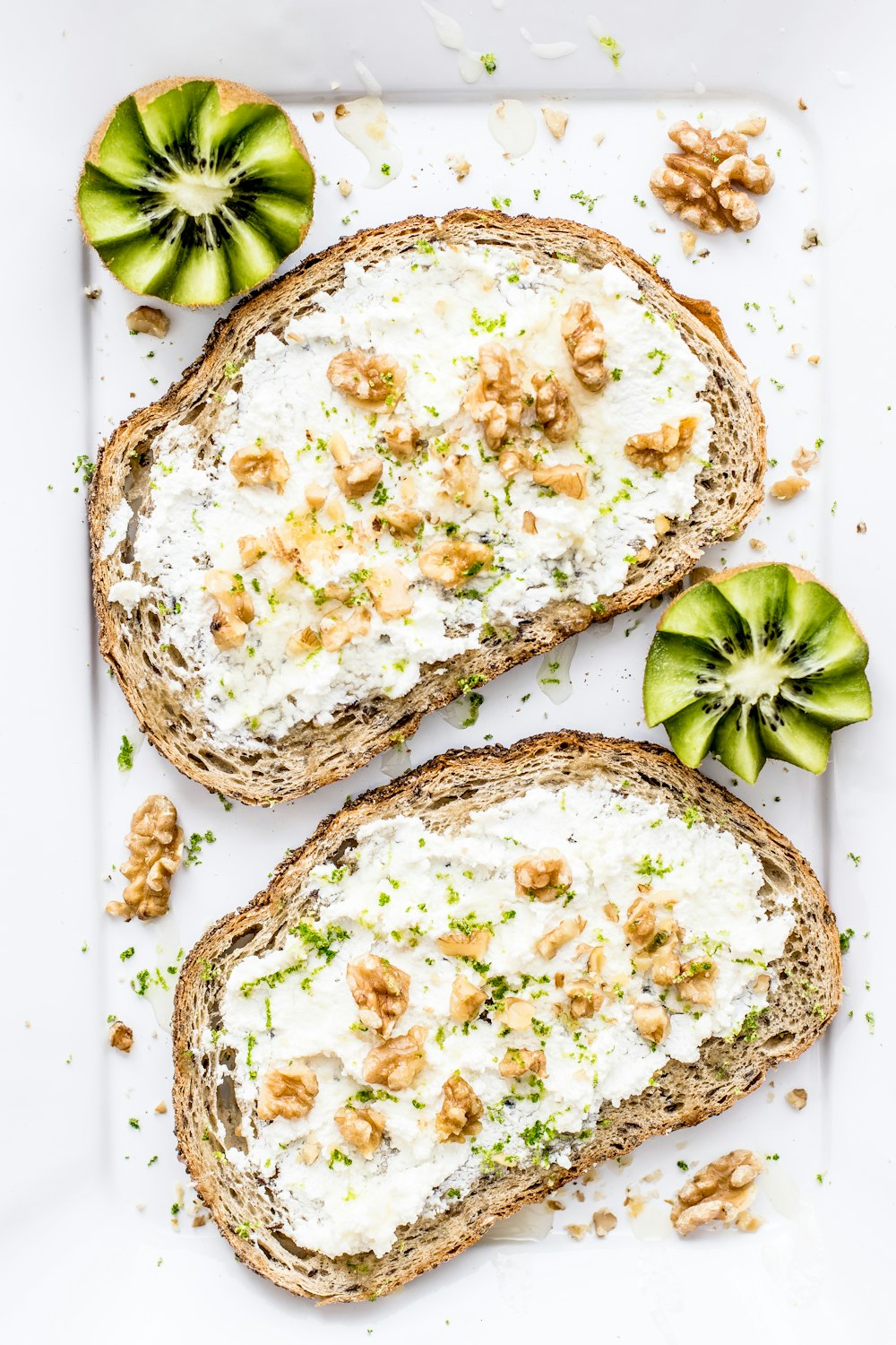 plate of bread