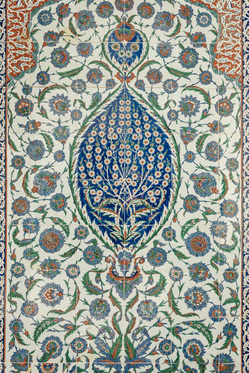 Persian Kilim Flat-Weave Rug - image 3