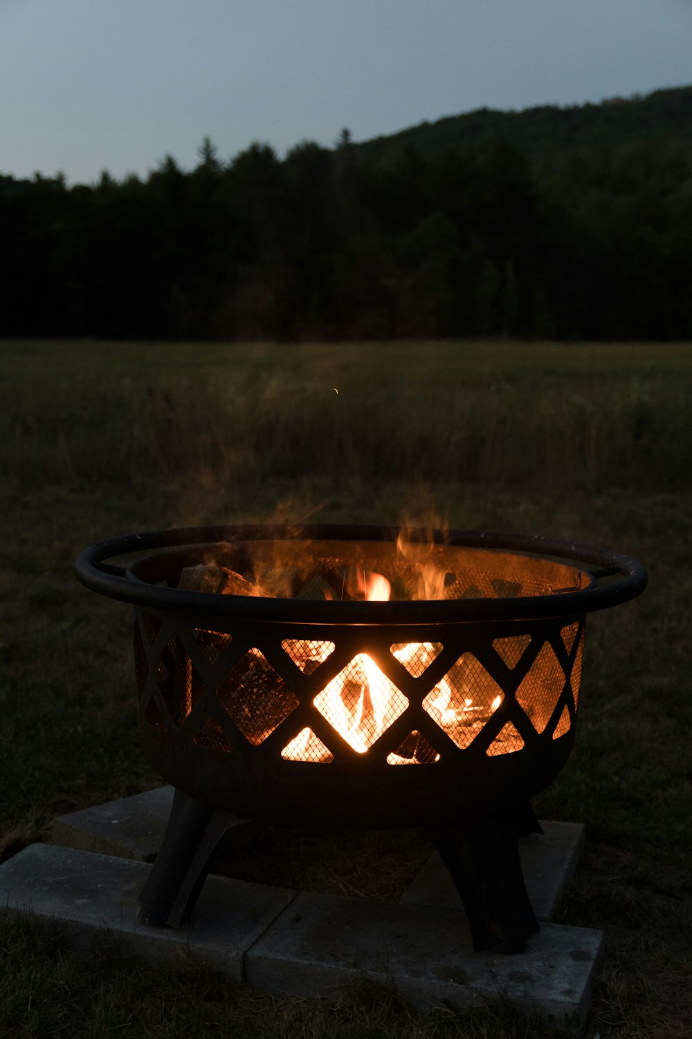 round black fire pit during daytime