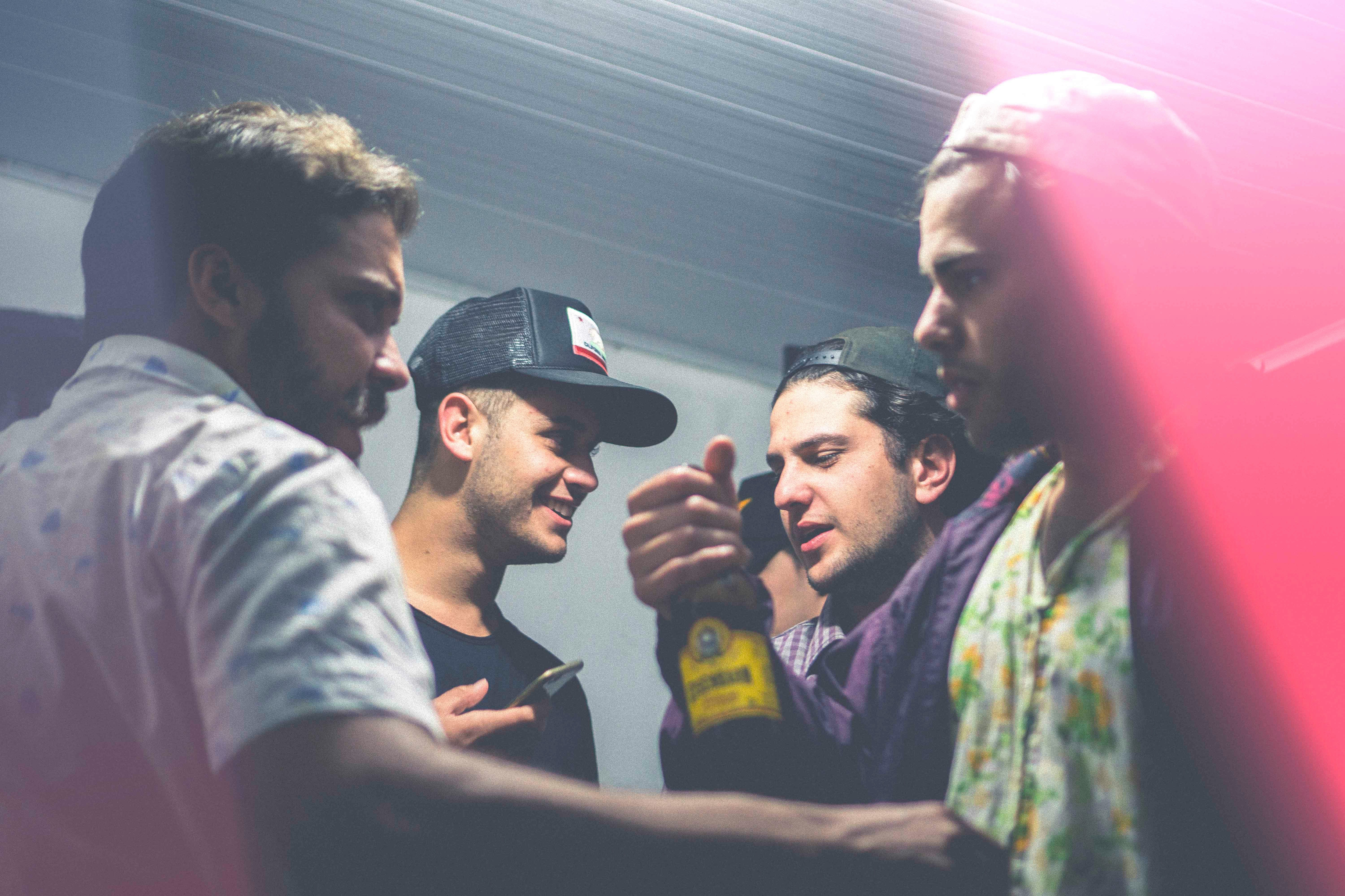 From Anonymous Pixels to Real Mates: The British Friendships That Outlasted the Canvas