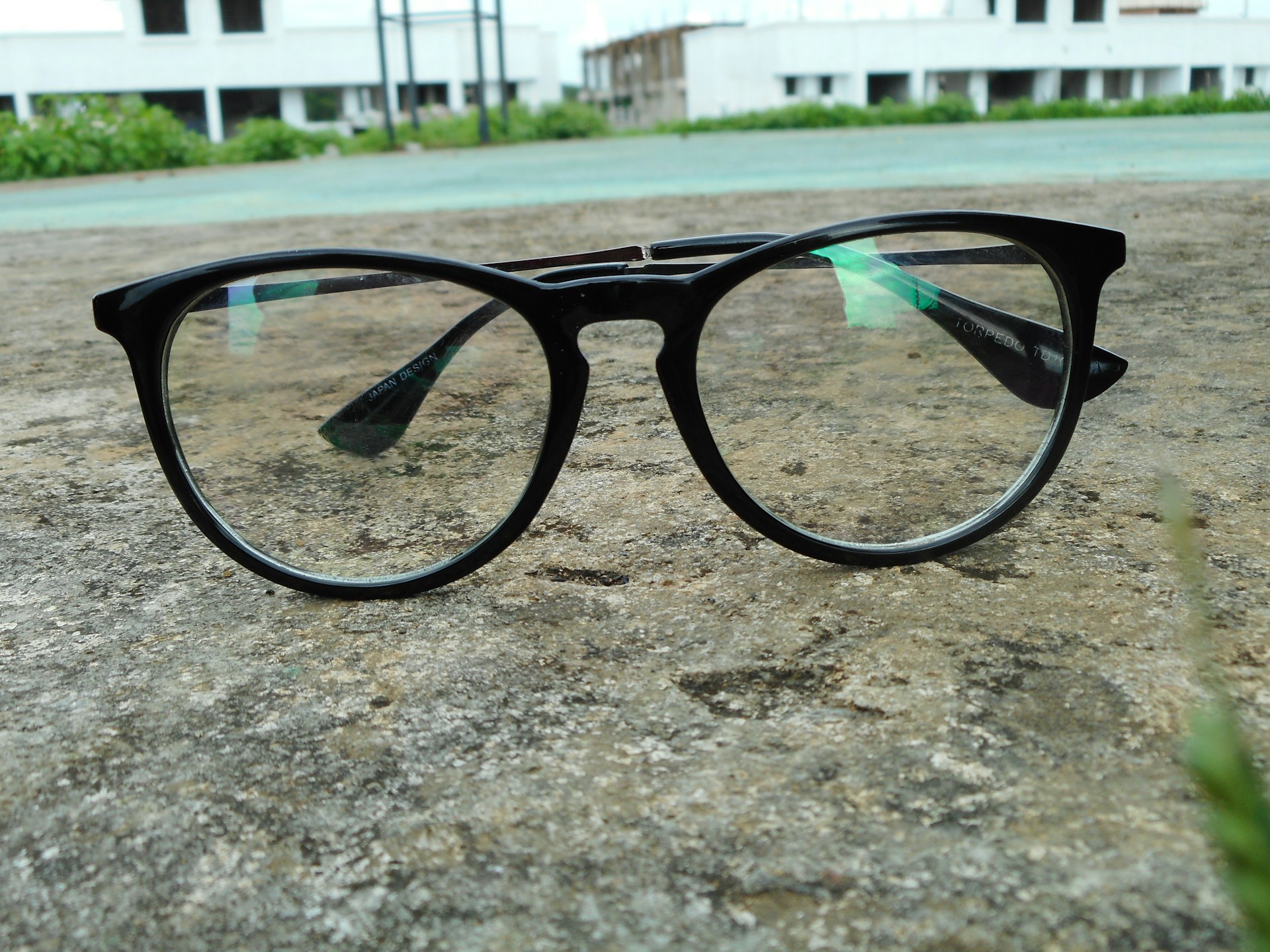 black and brown leather padded tub sofa