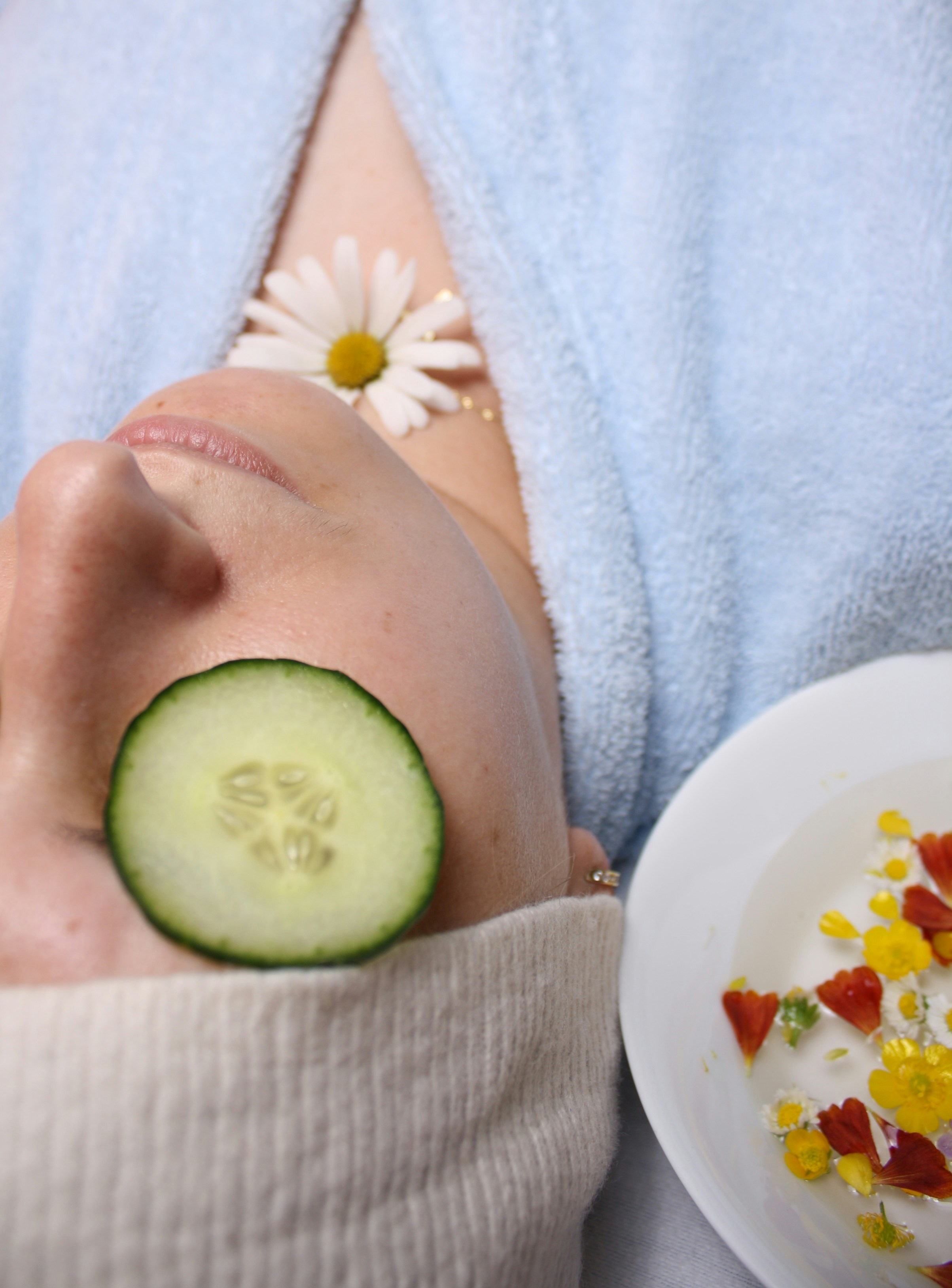 How To Incorporate Cold Plunging Into A Wellness Retreat