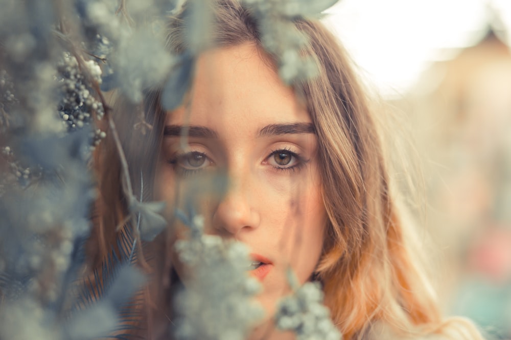 selective focus photography of woman