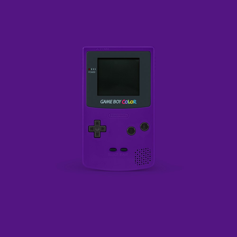 紫色のニンテンドーゲームボーイカラー