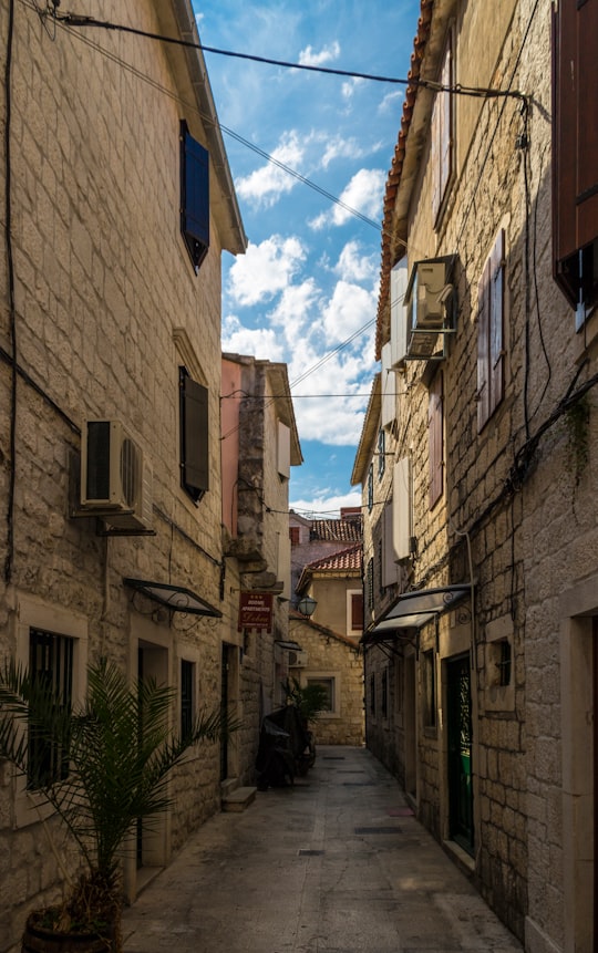 alleyway near houses in Trogir Croatia