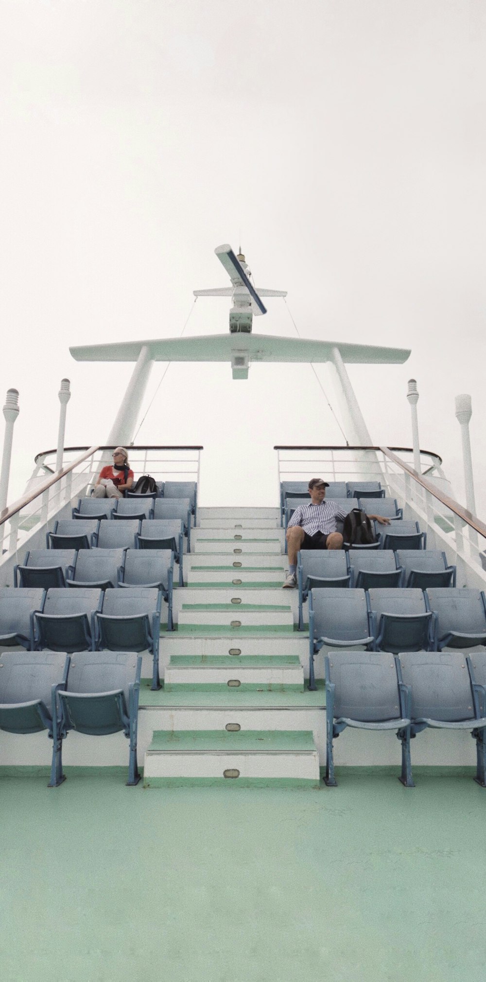 white and black cruise ship chairs