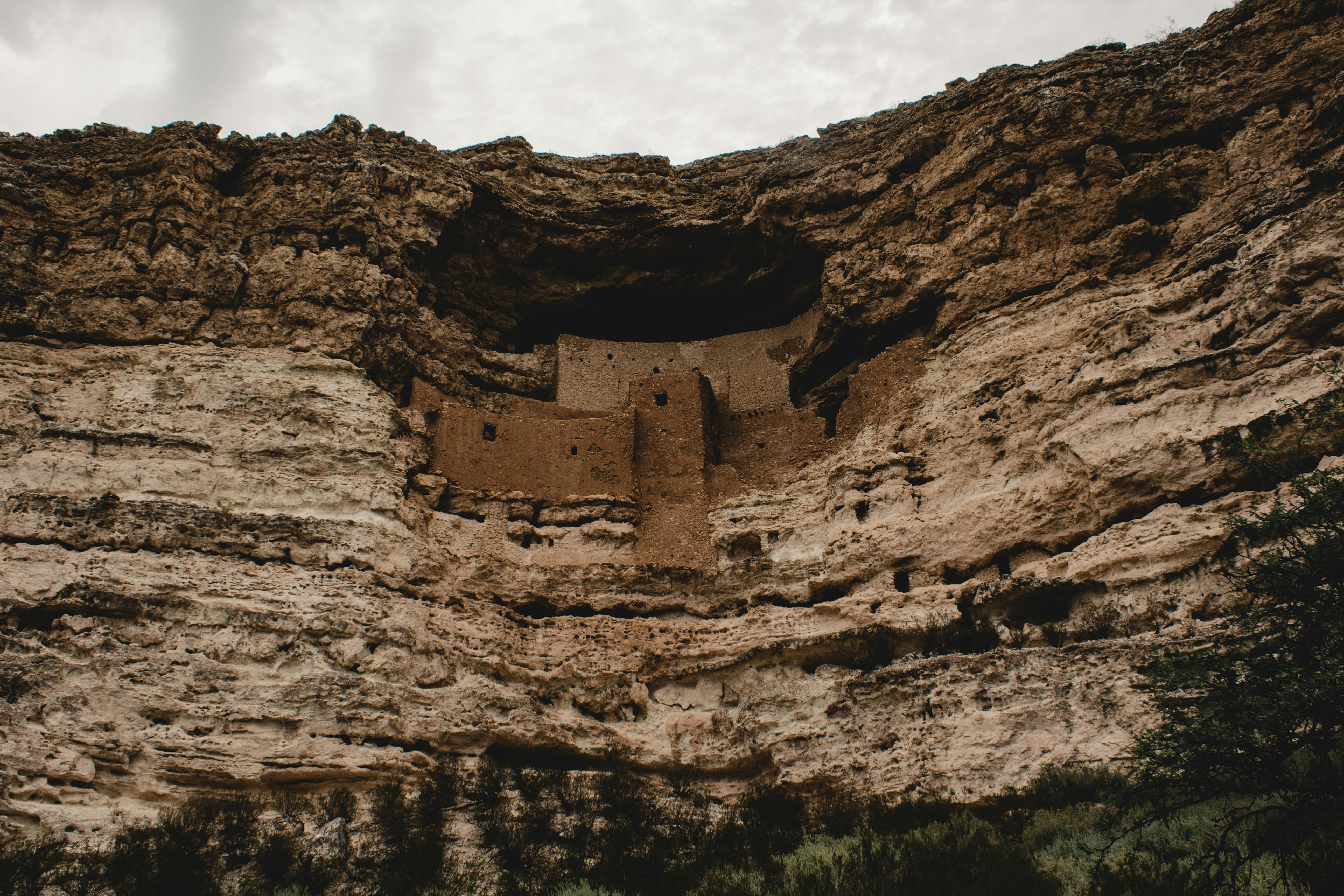 Carved by hand courtesy of Sinagua Indians over 1000 years ago, Montezuma’s castle lies perched between a plateau’s crevice. Lack of structural integrity has rendered the structure inhabitable, but it’s beauty and history remains intact even after millennia.