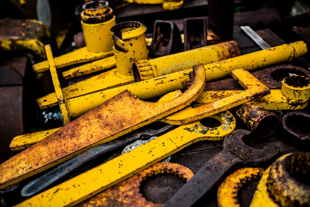 yellow metal tool lot