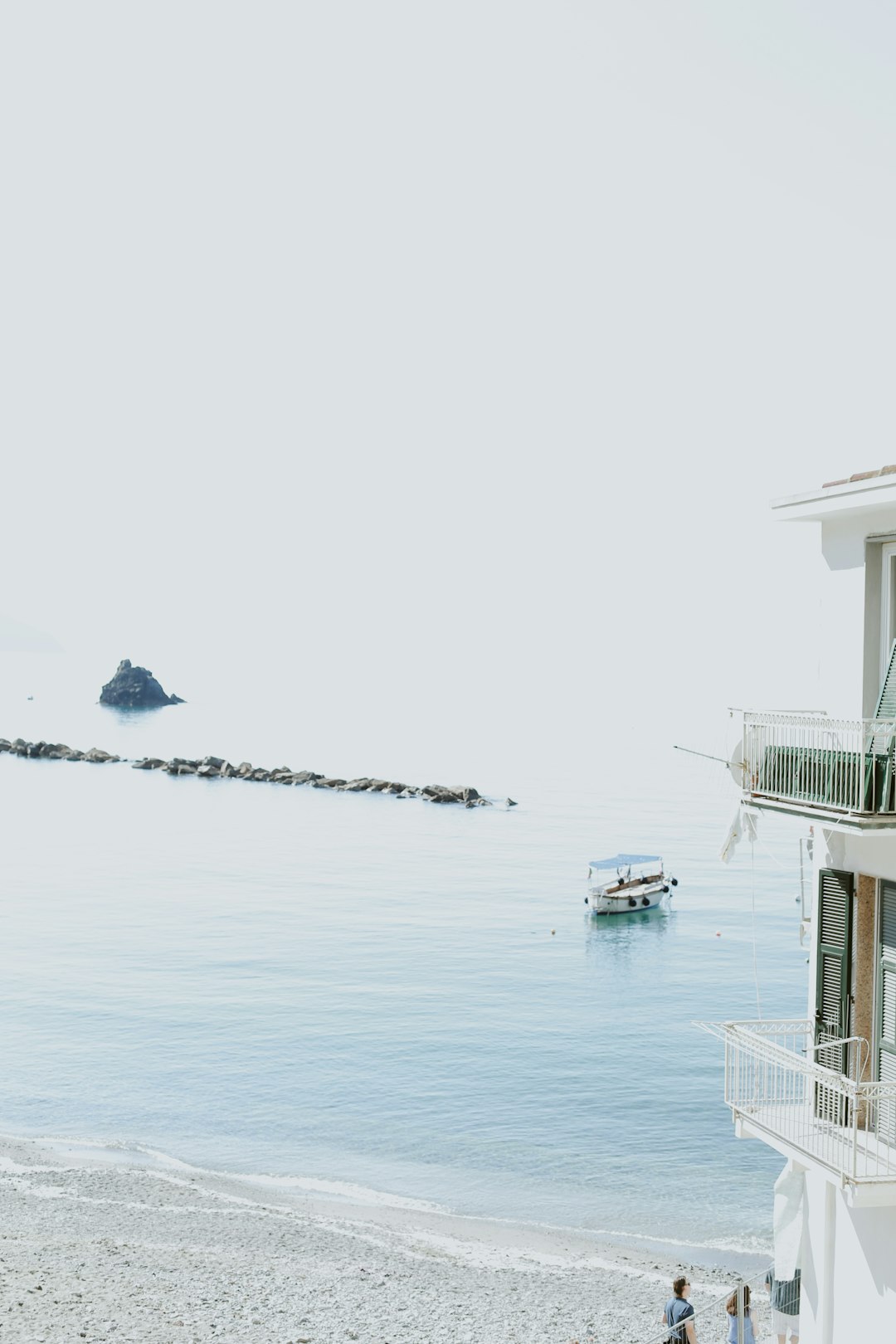 Shore photo spot Monterosso al Mare Paraggi