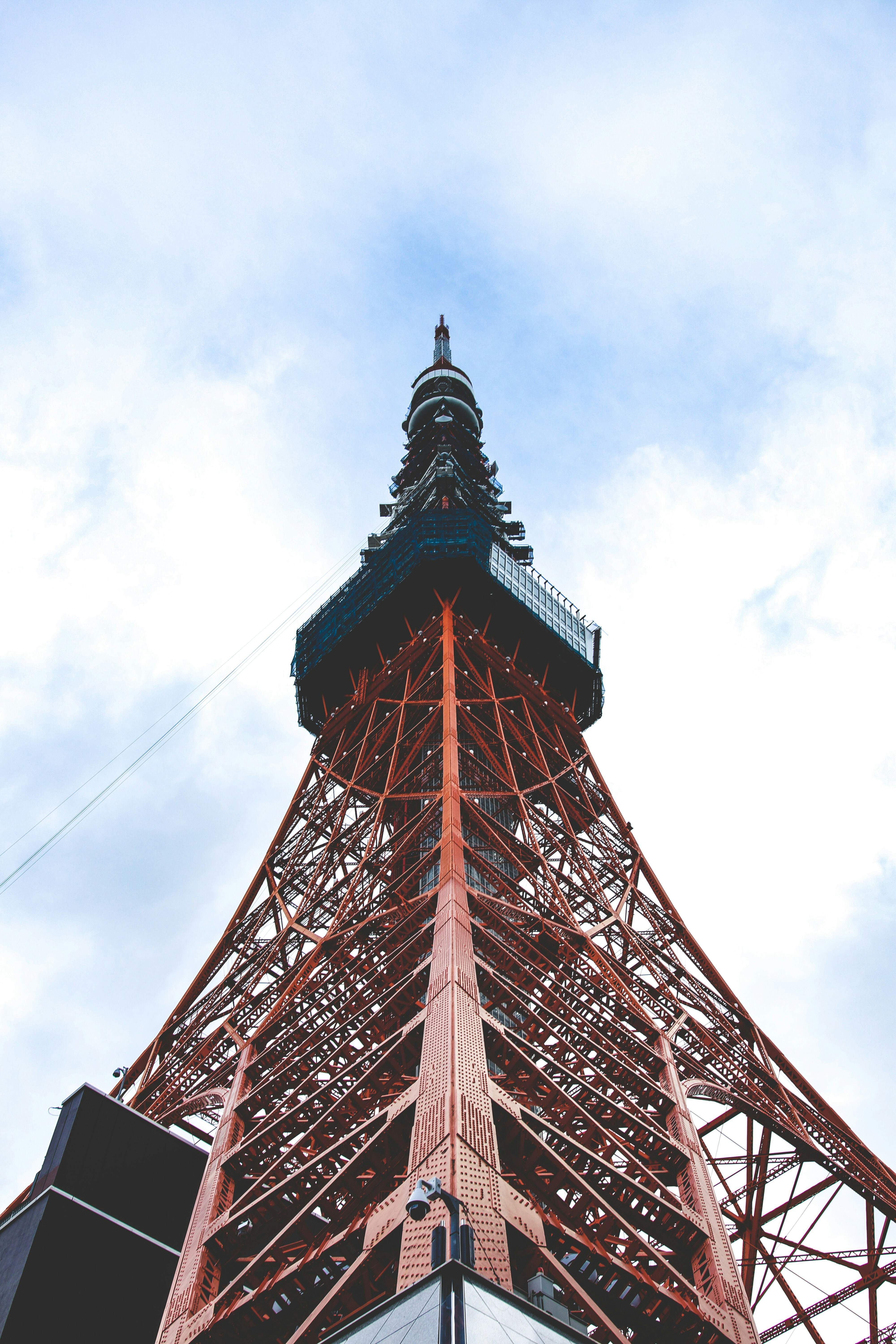 How Your Brain Learns Without You Knowing: The Power of Implicit Learning