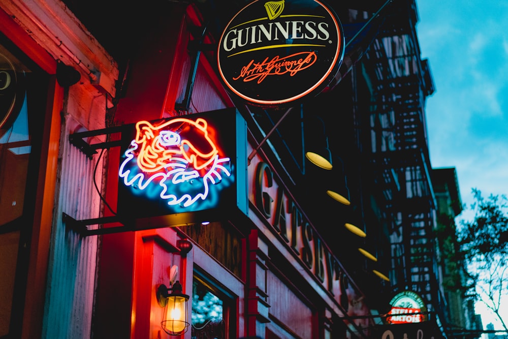 paysage d’une signalétique LED Guinnes