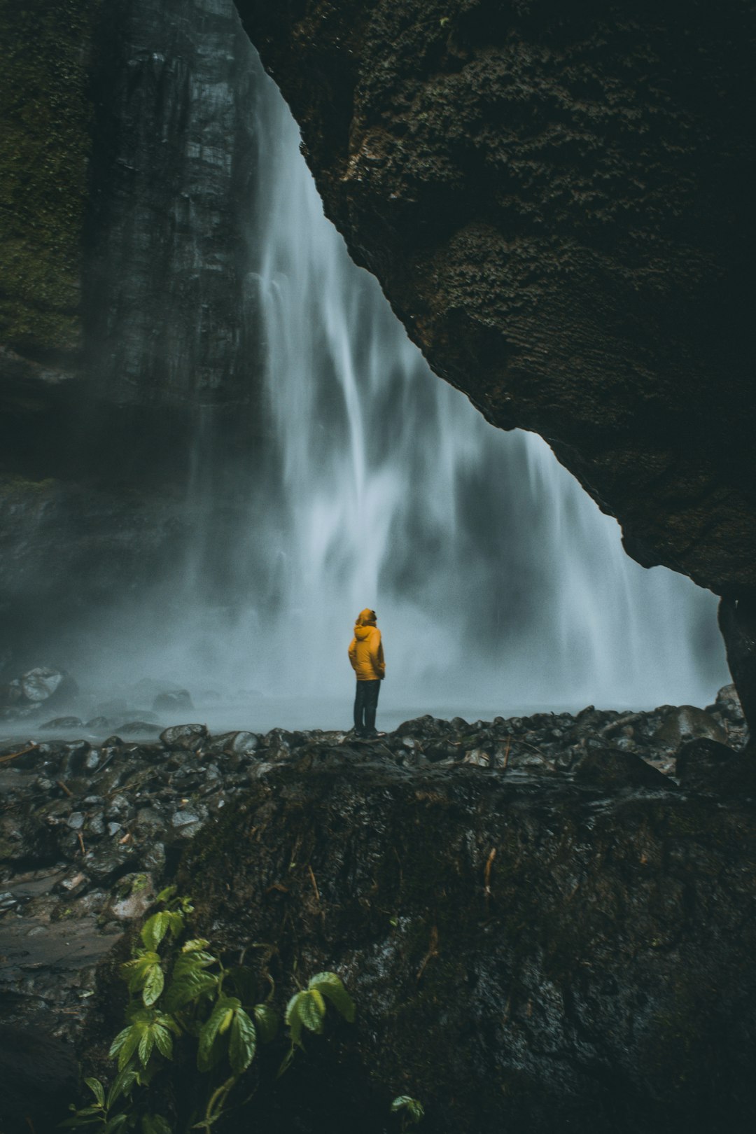 travelers stories about Waterfall in Air Terjun Kabut Pelangi, Indonesia