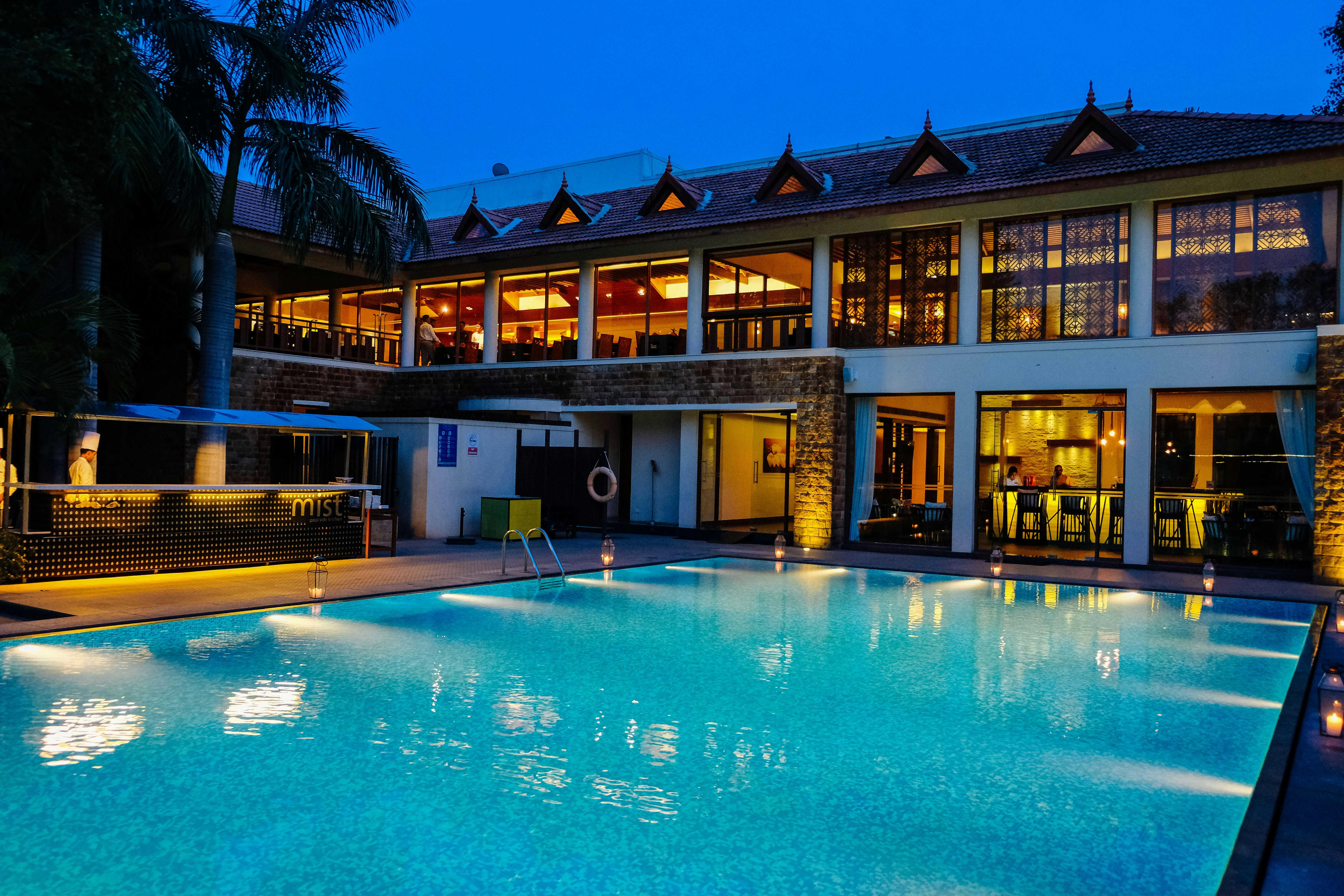 Park Regis Singapore Review: A Luxurious Stay with Pool and Buffet Experience