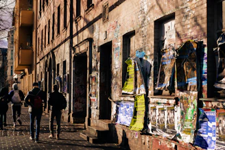 A group of international students exploring Barcelona streets together.