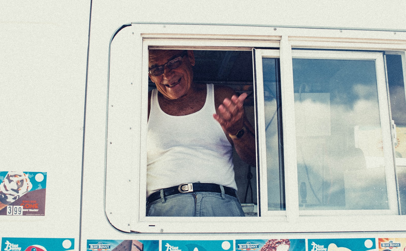 Canon EOS 5D Mark IV + Canon EF 50mm F1.2L USM sample photo. Man wearing white tank photography