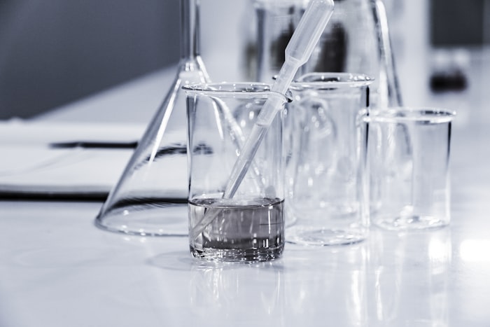 Elementary science tutoring Grades 1-8 biology chemistry physics experiments