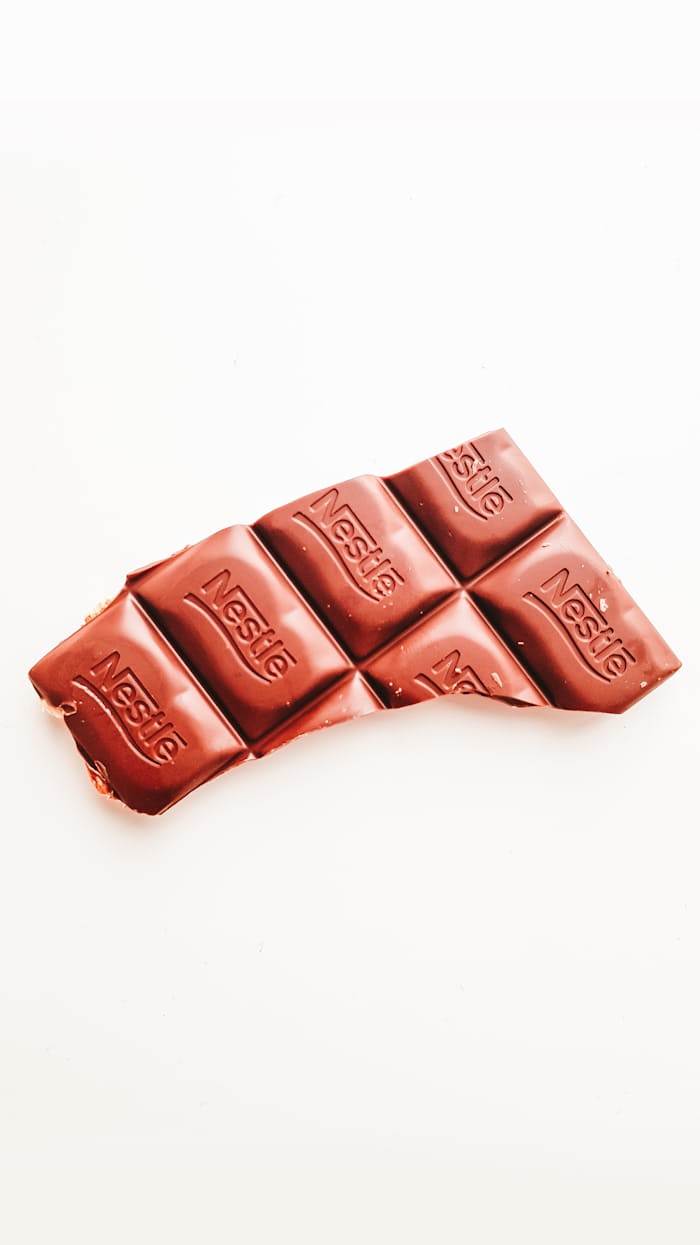 chocolate bar, nestle, a global chocolate business
