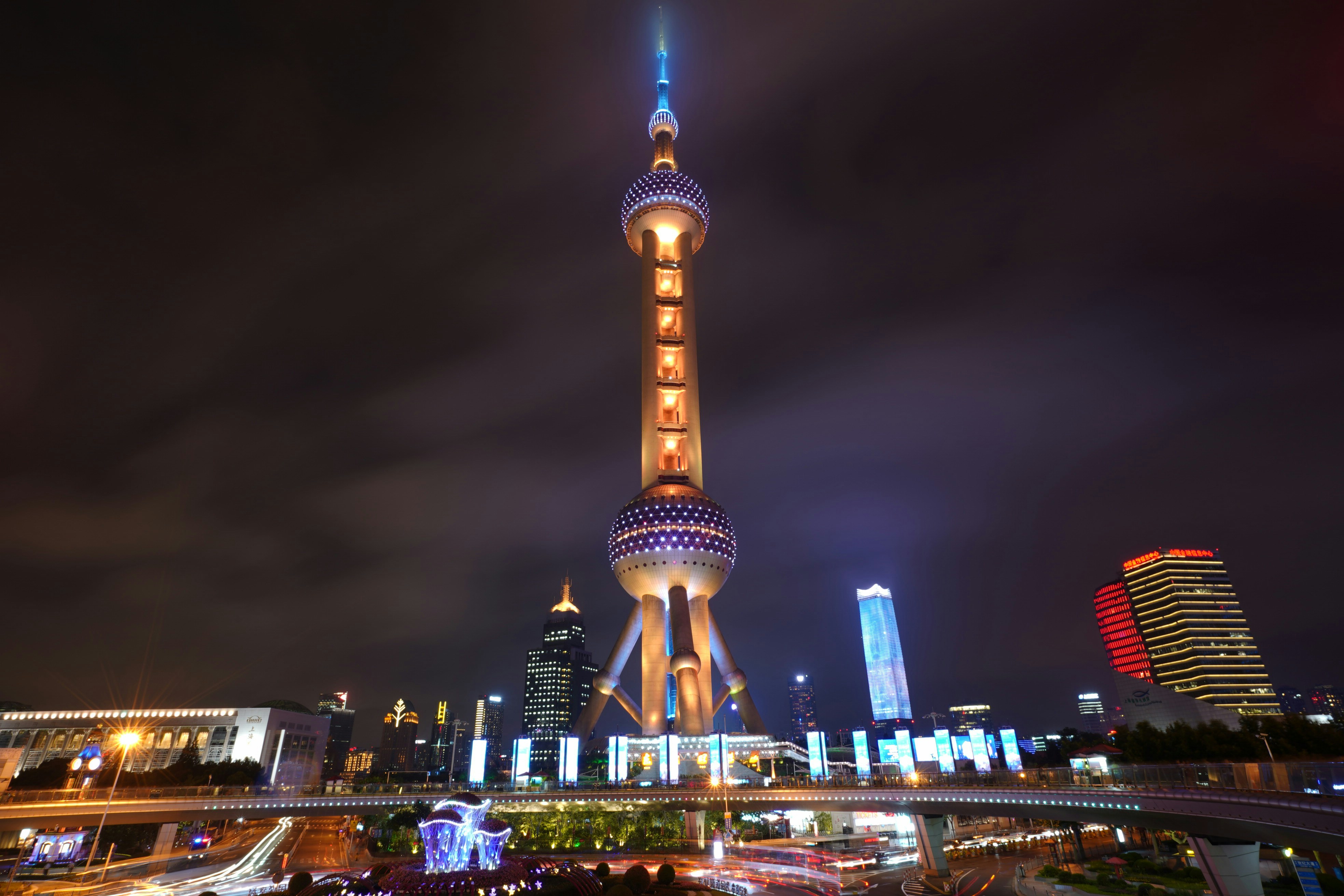 Shanghai’s night