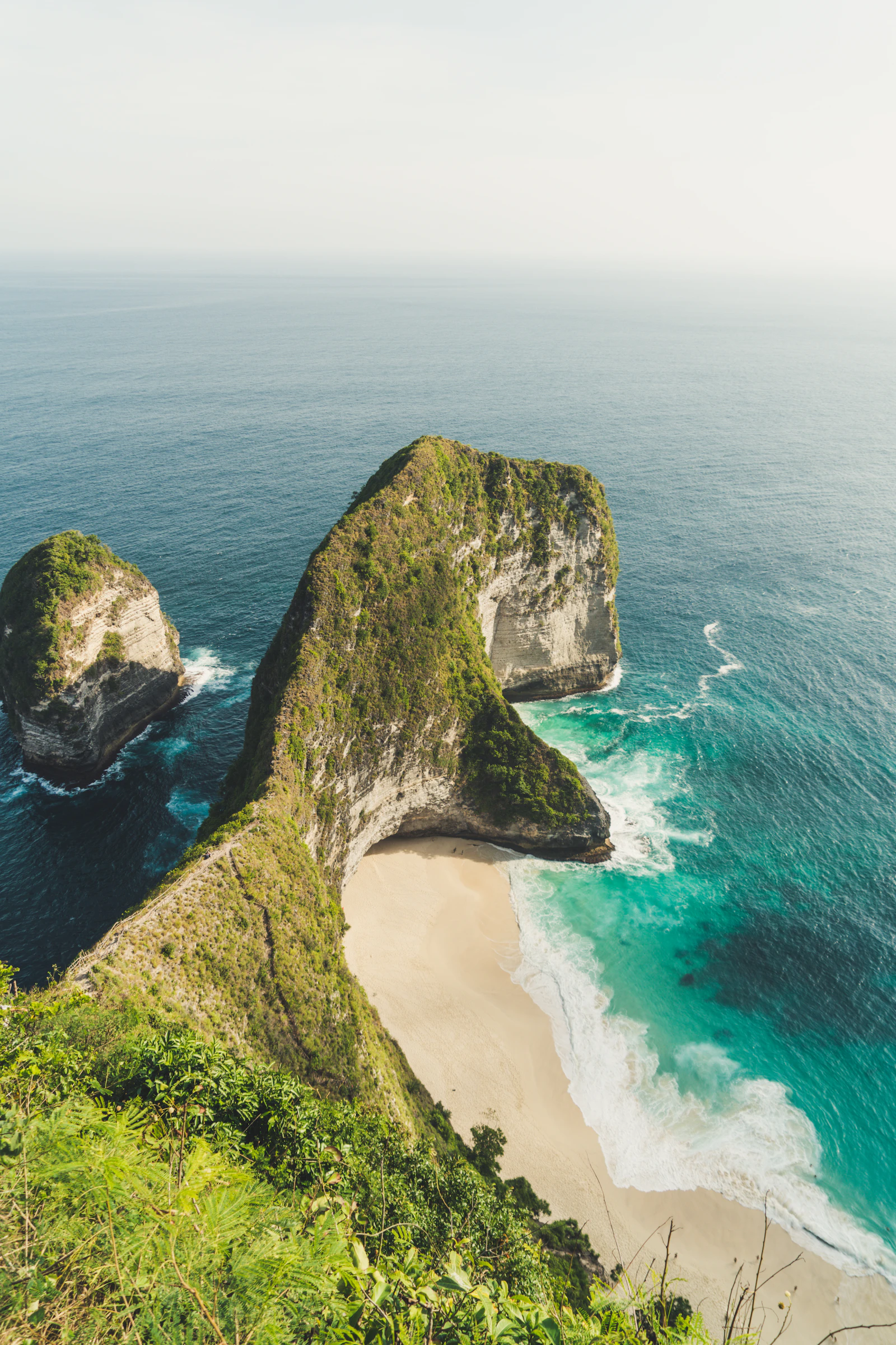2-Day Nusa Penida West Coast & T-Rex Ridge Expedition