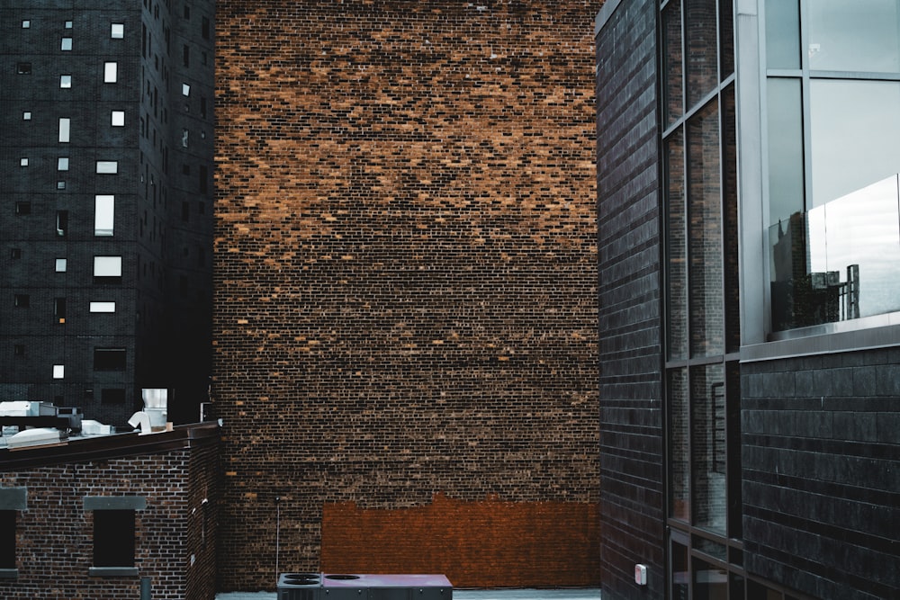 mur marron
