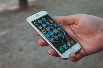 gold iPhone 6
