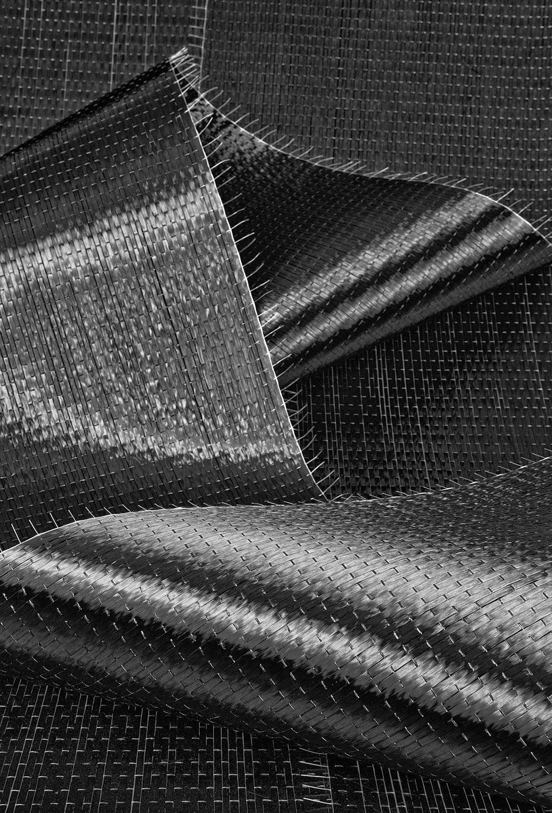 Reducing Docker's image size while creating an offline version of Carbon.now.sh