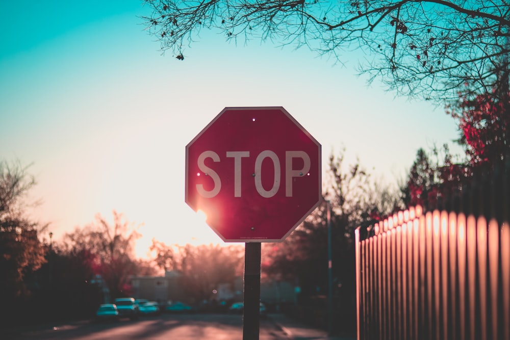 red and white stop signage