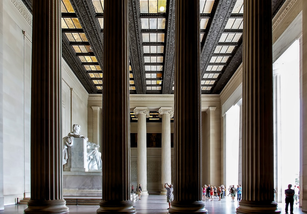 group of people standing in Lincoln Memorial