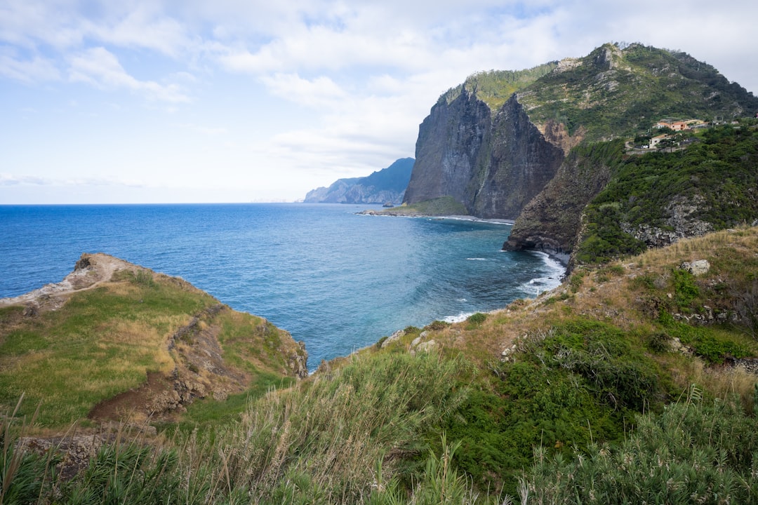 Cliff photo spot Estrada do Guindaste Porto Moniz