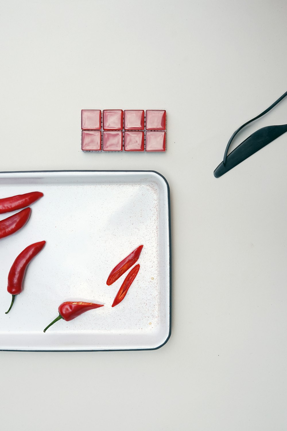 sliced chili on plate