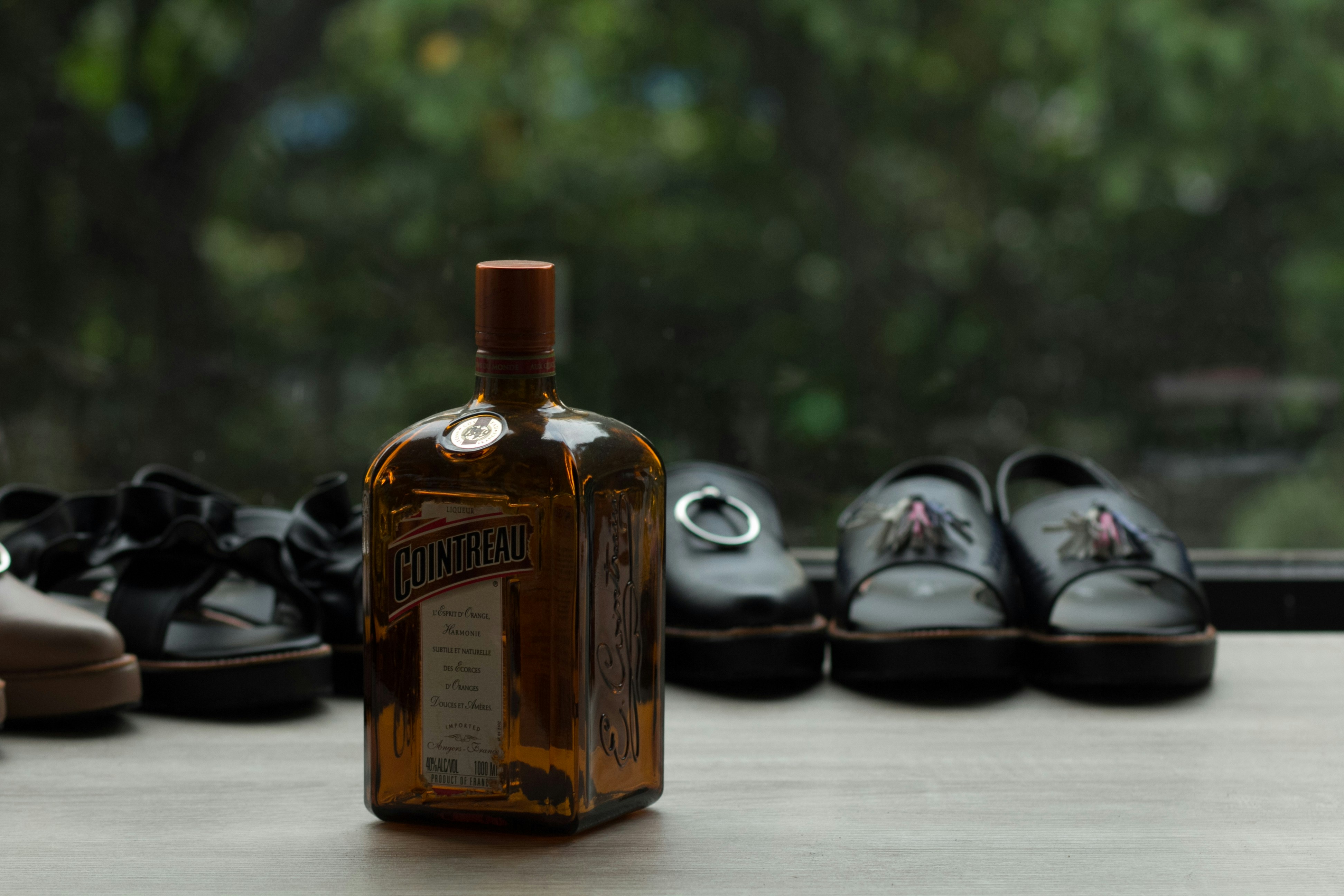 I was in my office for photography, and i found an idea.