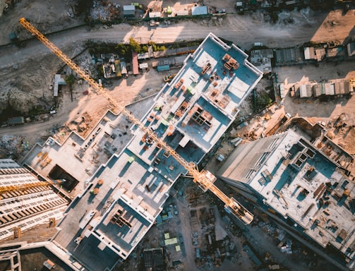 aerial view photography of vehicles and buildings during daytime