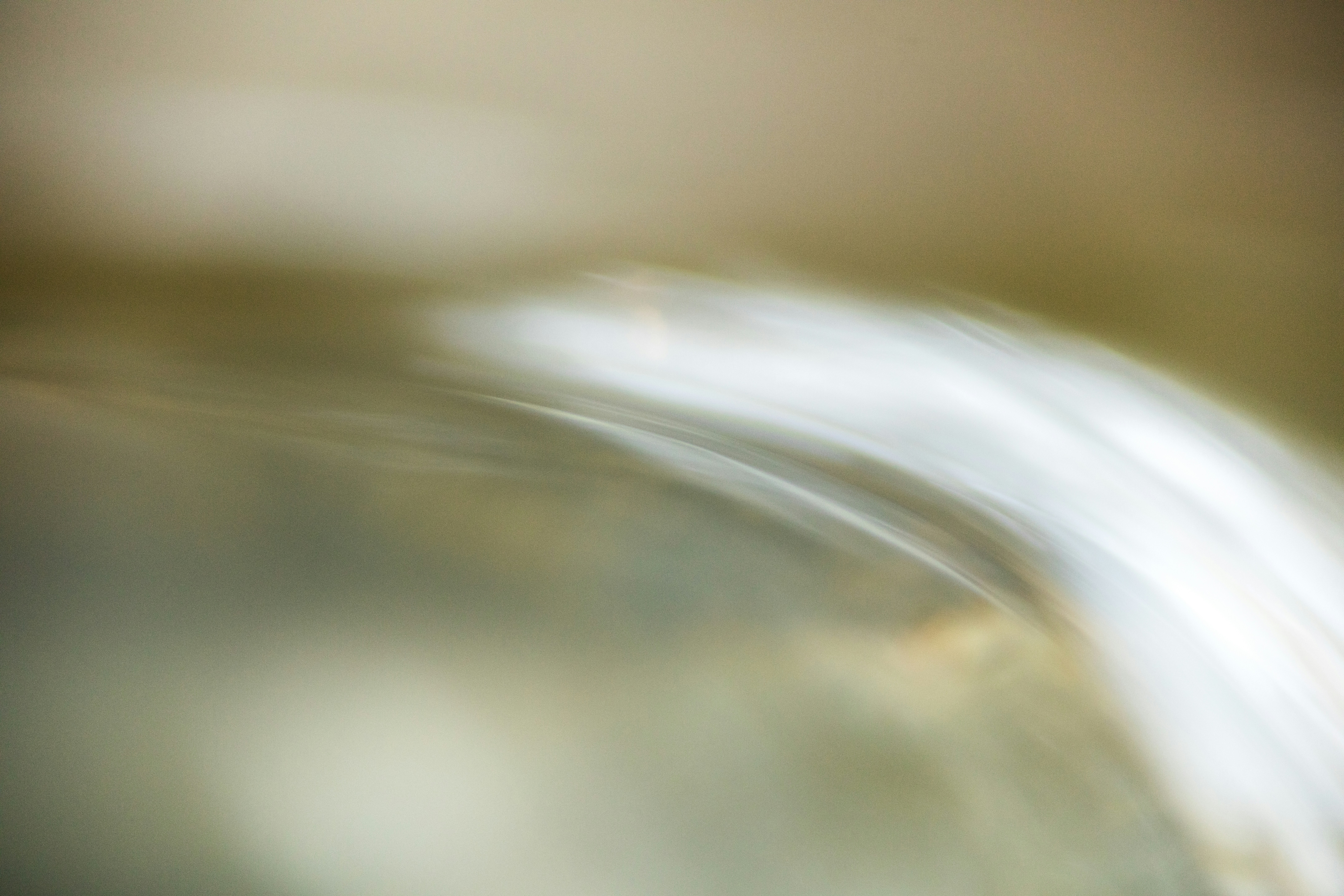 Photo by worldsbetweenlines