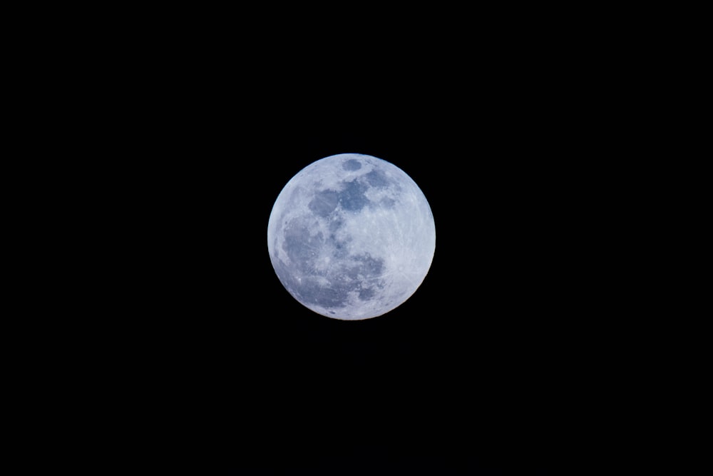 fotografia di luna piena